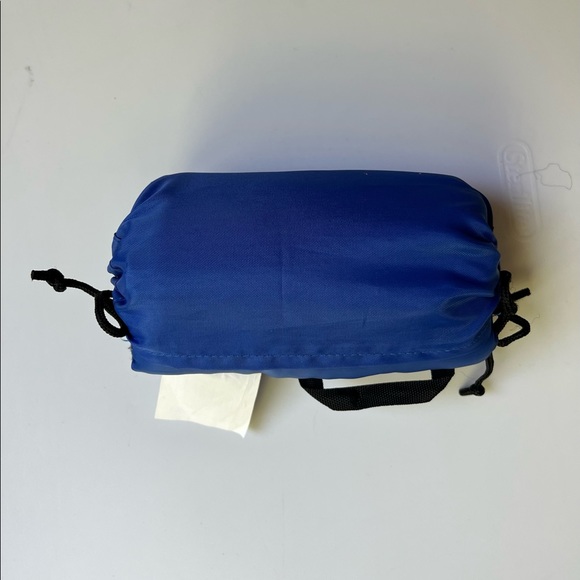 Store Display Coleman doll sized sleeping bag (action figure NOT included) - Picture 5 of 6